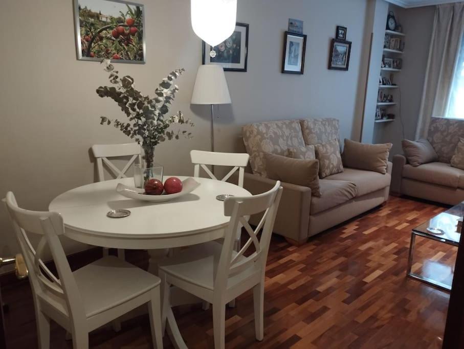 Ferienwohnung Centro-Gascona Con Terraza, Garaje Y Wifi Gratuito Oviédo Exterior foto